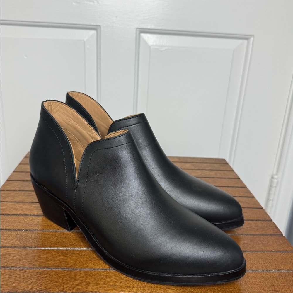 BRAND NEW Nisolo Mia Black Leather Ankle Boots